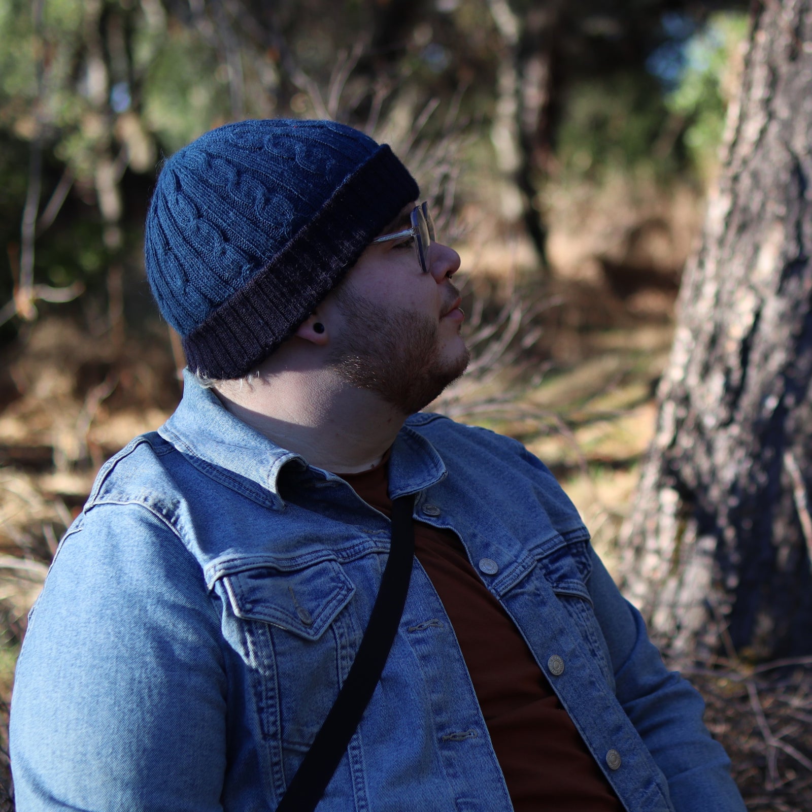 Knitted Reversible Cable Beanie Navy