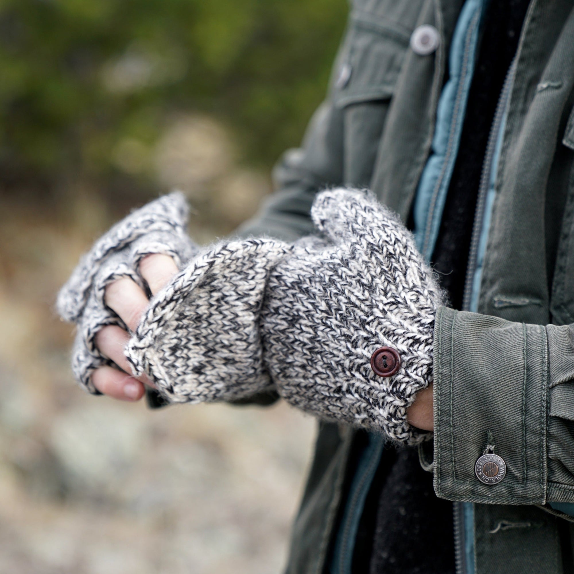 Blended Glitten Pebble