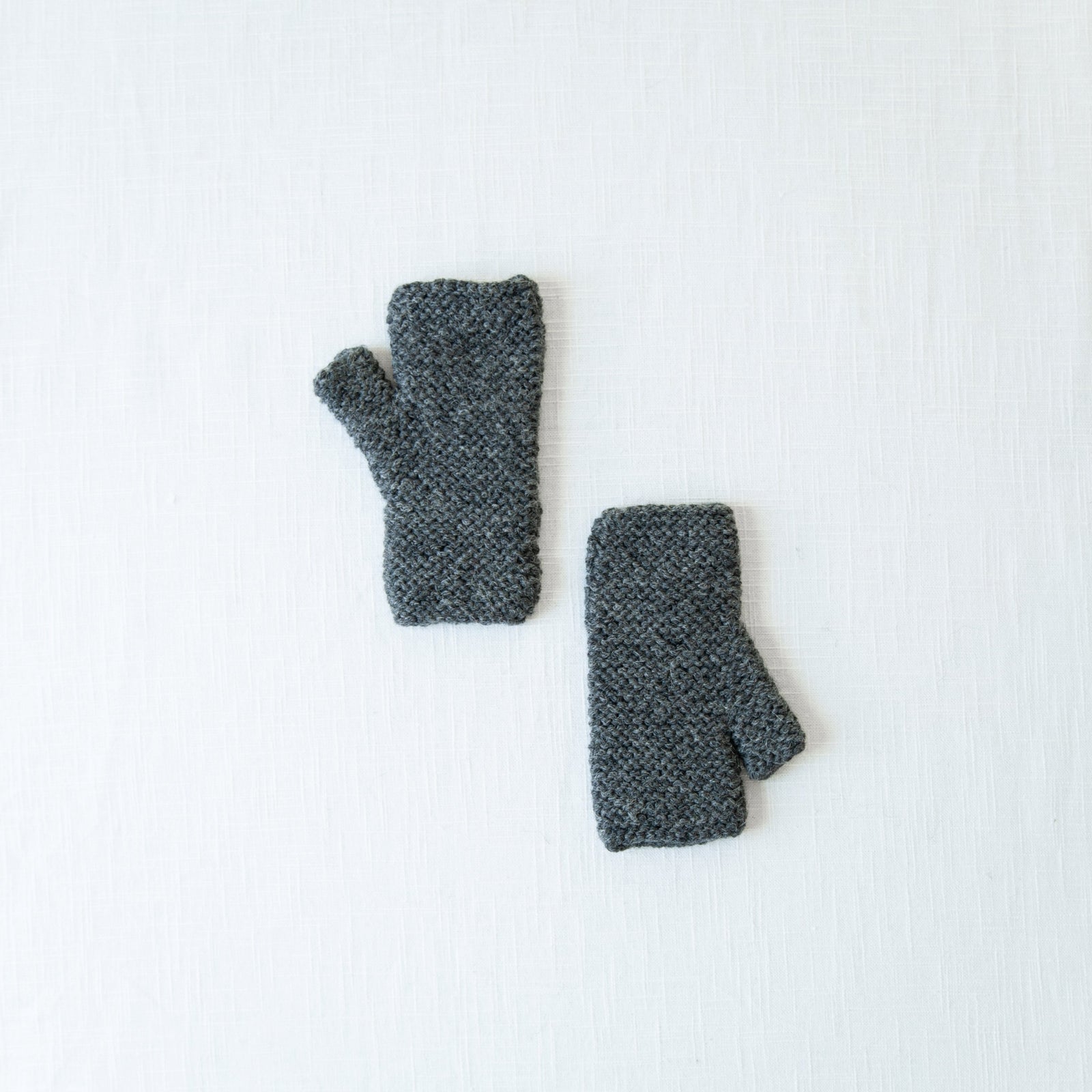 Cusco Wrist Warmer Grey